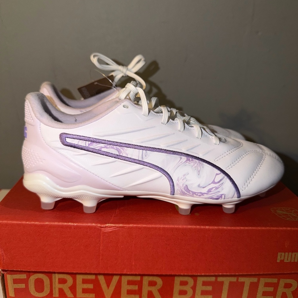 Women’s Puma Soccer Cleats Size 5.5